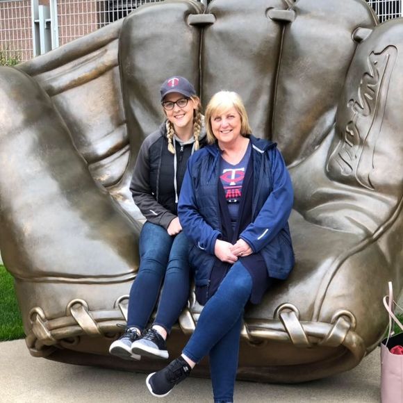 Meet your Posher, Chloe - Picture 1 of 1